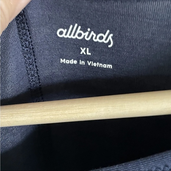 Allbirds Women's Navy Long Sleeve Tee - Picture 4 of 6